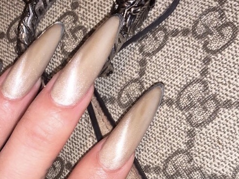 スカルプマグネットネイル 名古屋 栄 名駅ボリュームラッシュサロン アマランス